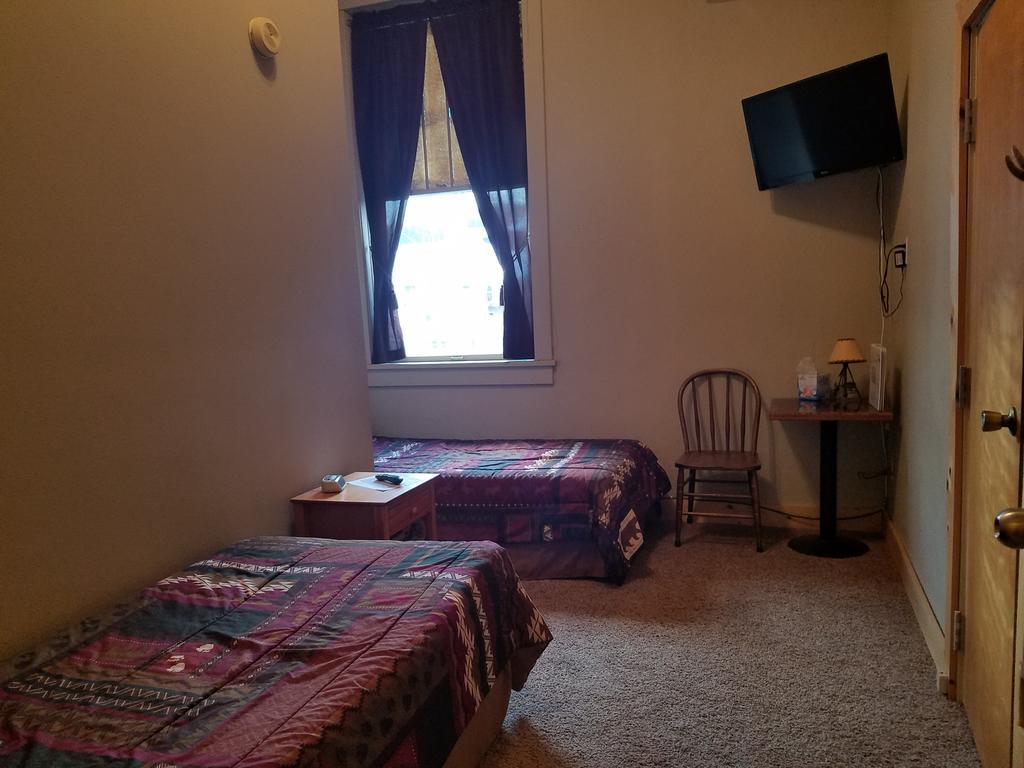 Dakota Spur Hotel Lead エクステリア 写真