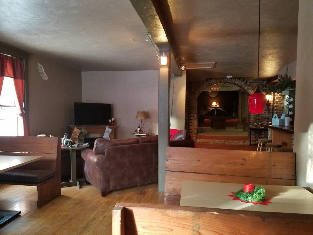Dakota Spur Hotel Lead エクステリア 写真